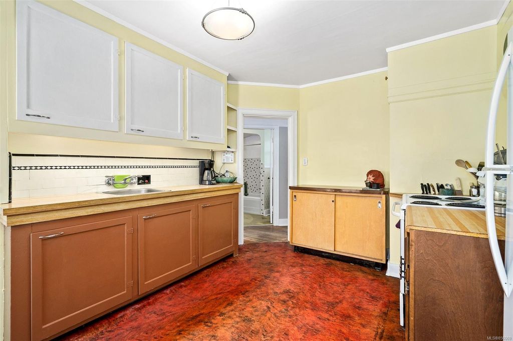 listing image 16046954903417814680