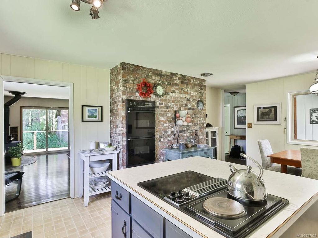 listing image 16043276187962118777