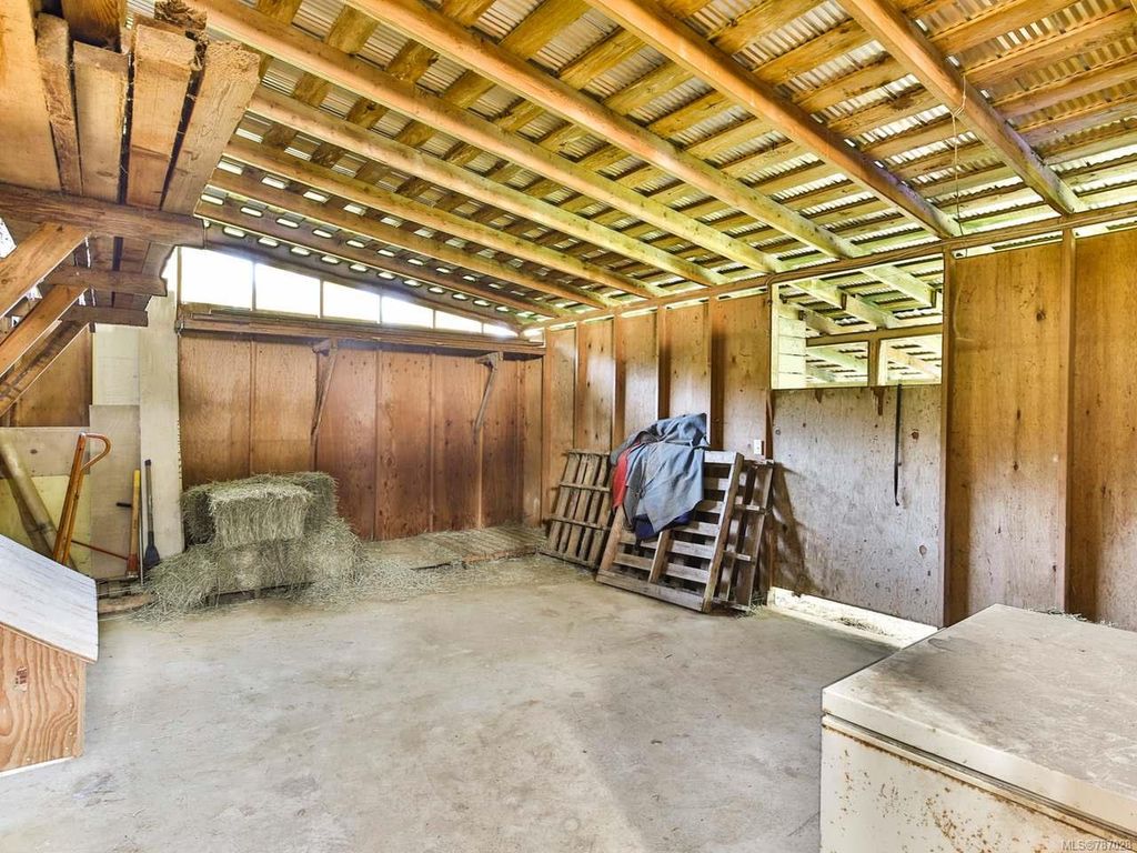listing image 16047248458033669134