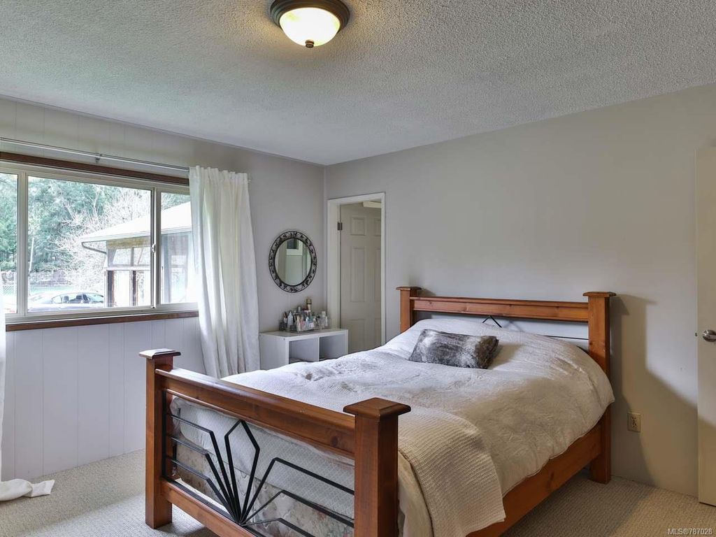 listing image 16046797441564958664