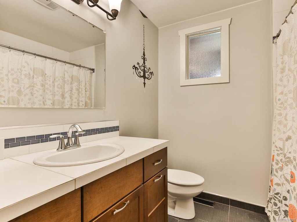 listing image 16042241284262800949