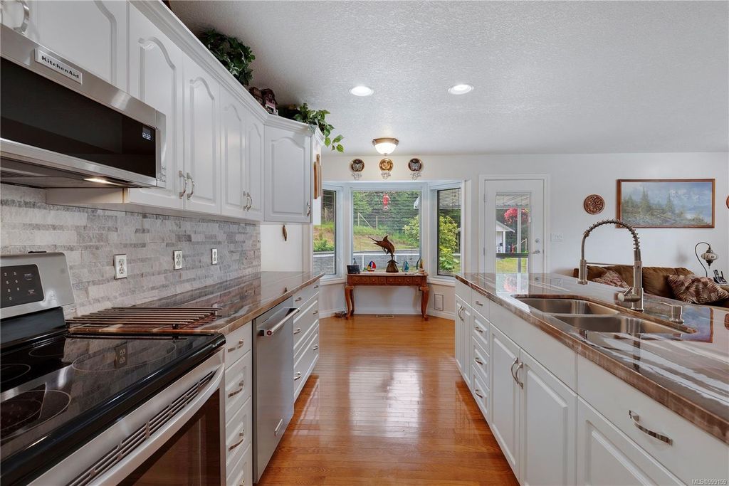listing image 16041361756102134183