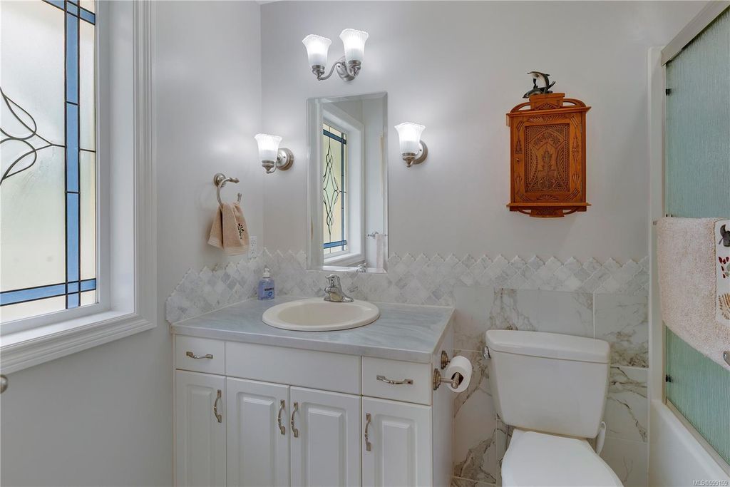 listing image 16047820956588340697