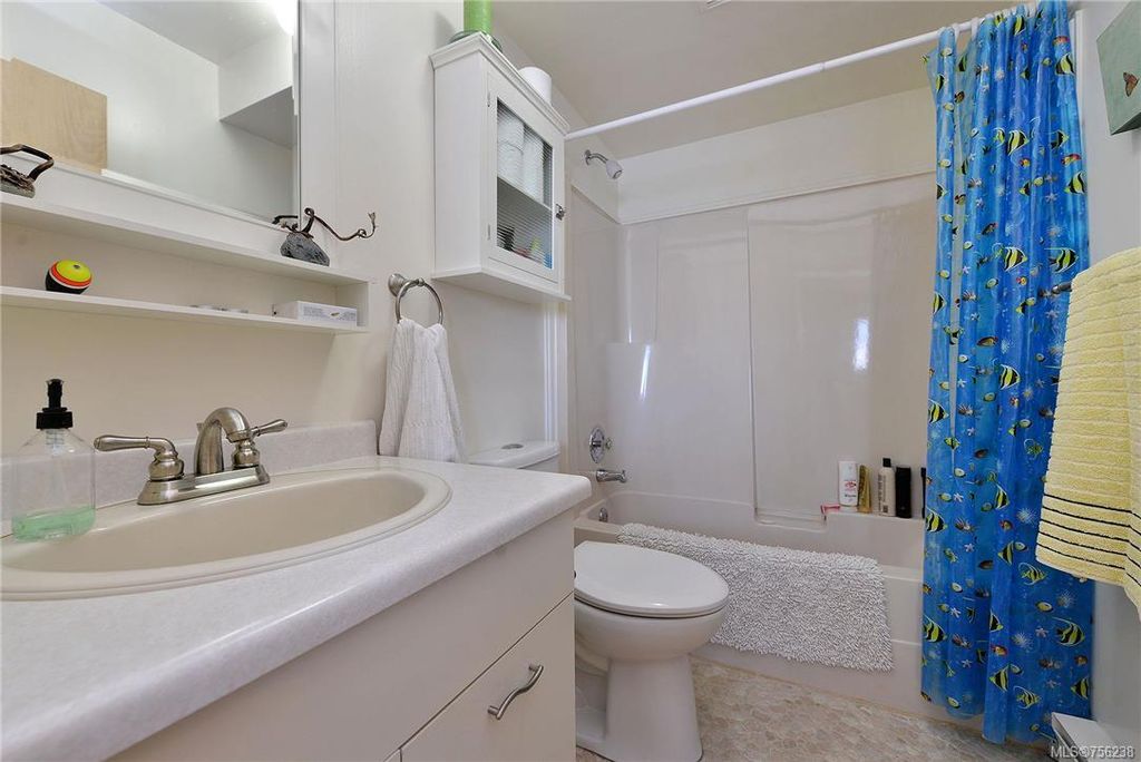 listing image 16040266666348505428