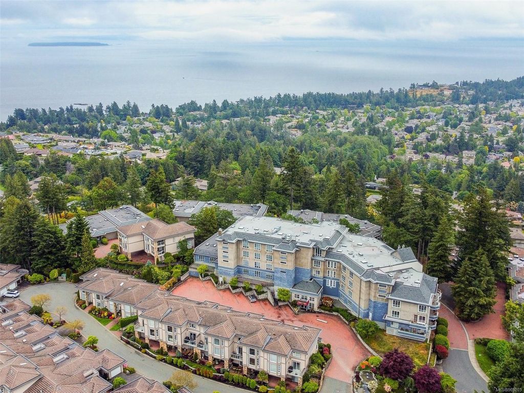 listing image 16042742564935078782