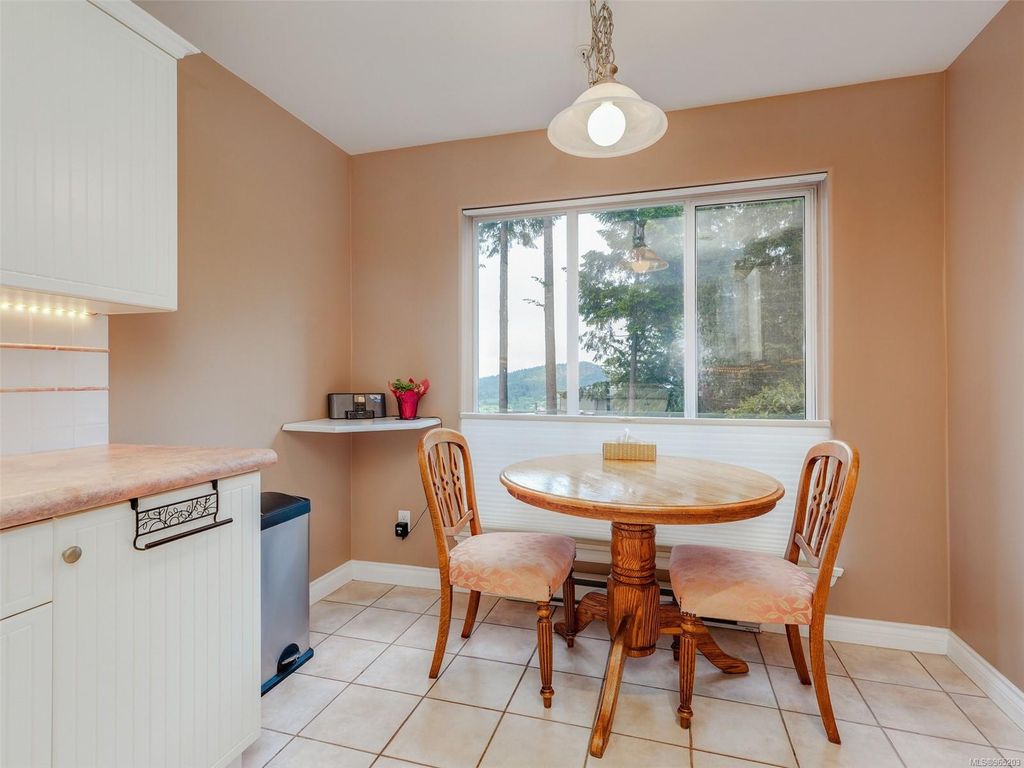 listing image 16047753276284934358