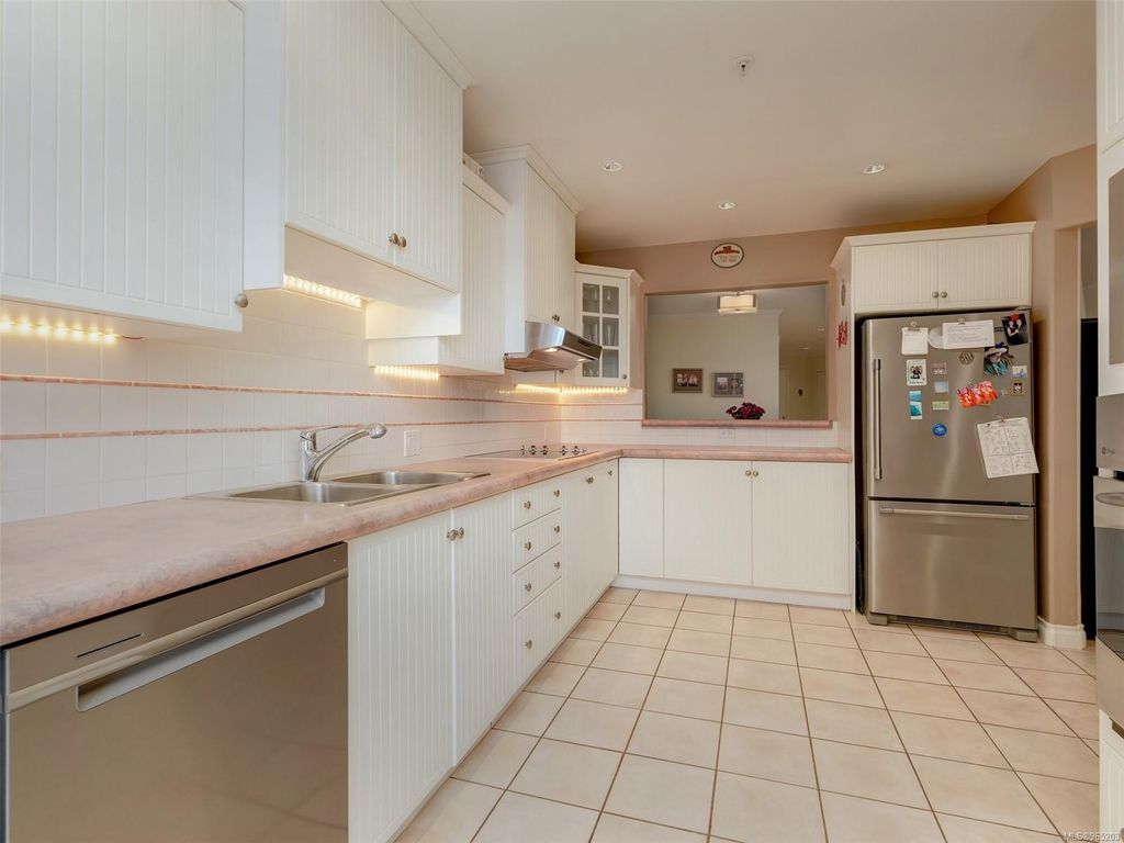 listing image 16040071501867889859