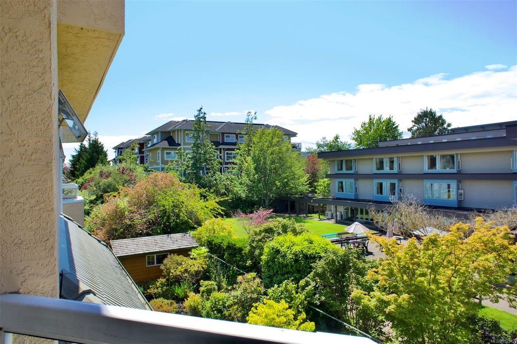 listing image 16045850519000401247