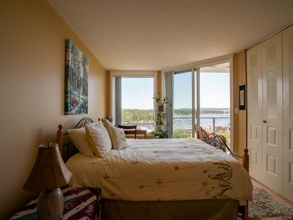 listing image 16040193987701065970