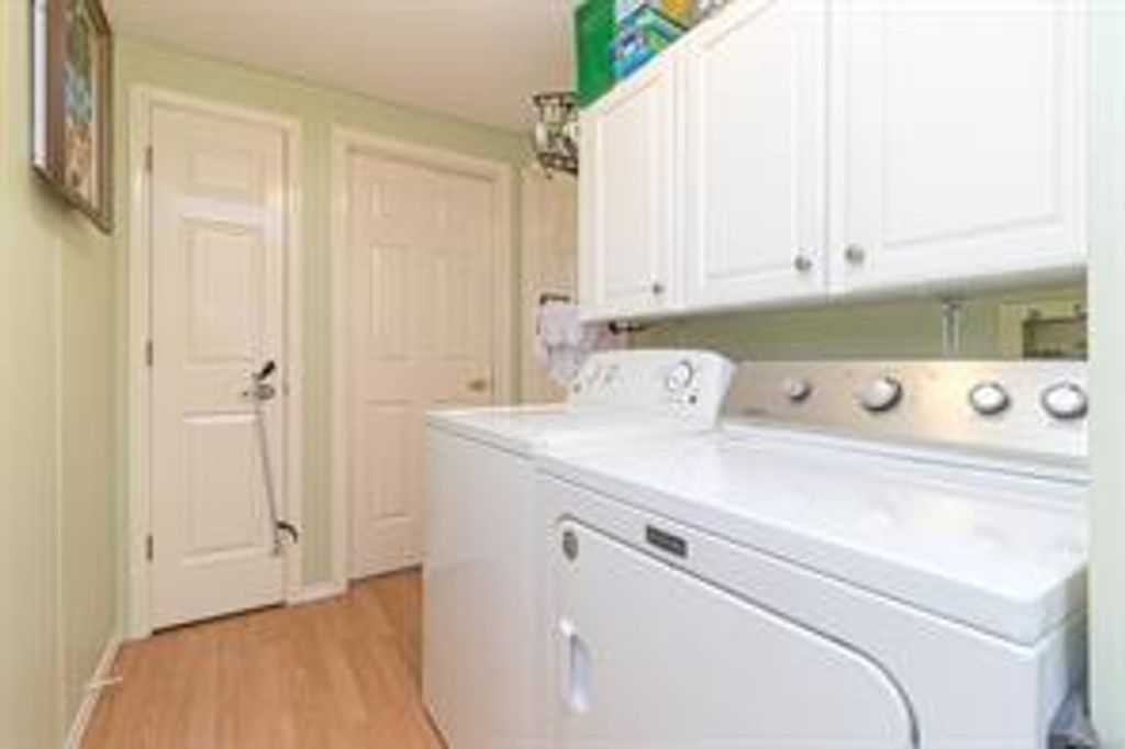 listing image 16045372593134917397