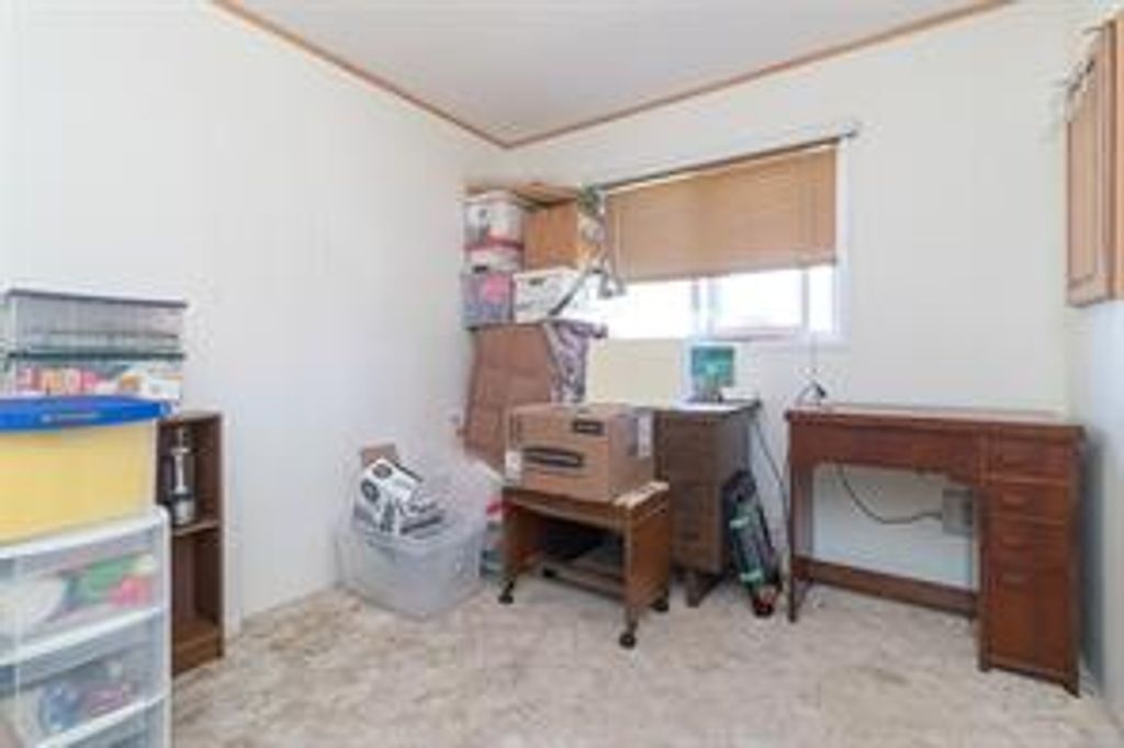 listing image 16044418039032843872