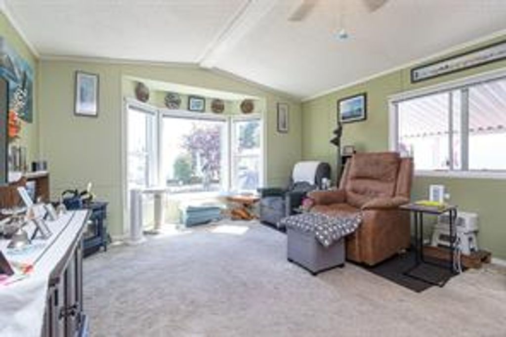 listing image 16045844039213828748