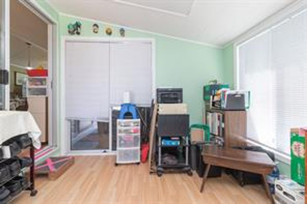 listing image 16040418806510417034