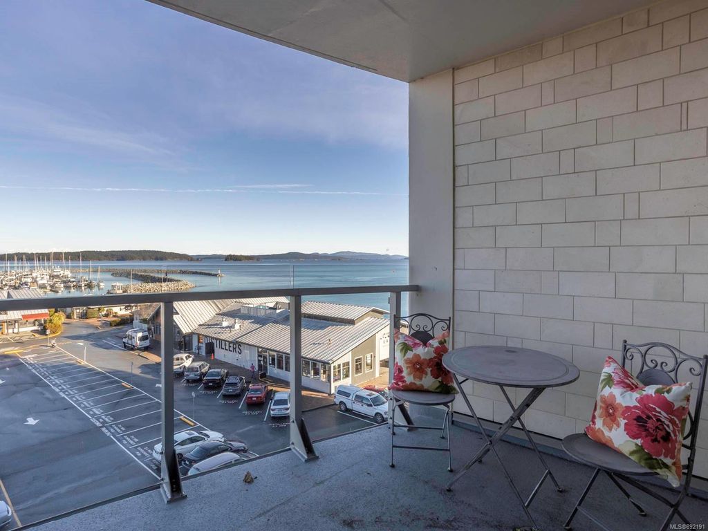 listing image 16042219559598