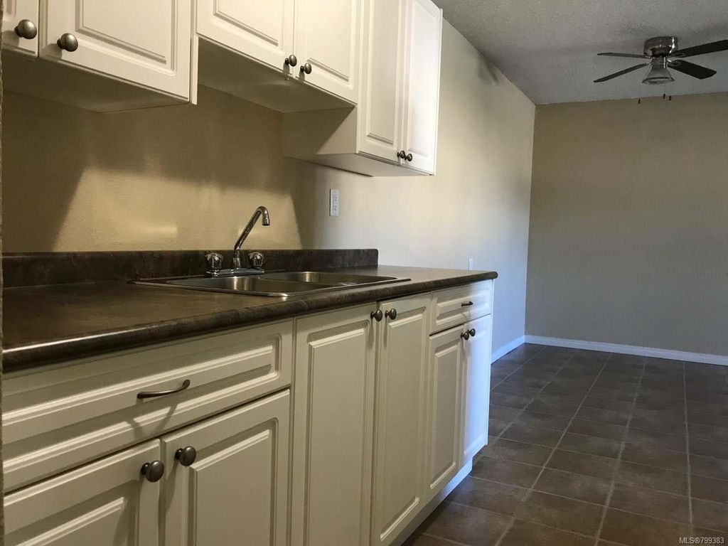 listing image 16040155528134825477