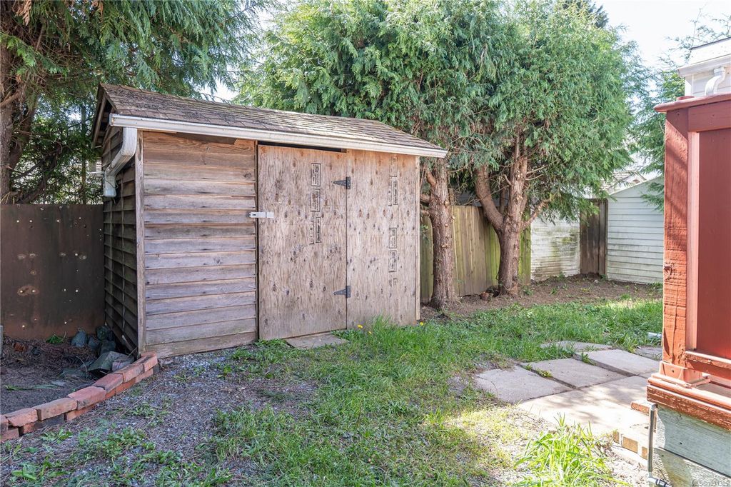 listing image 16048182595830471974