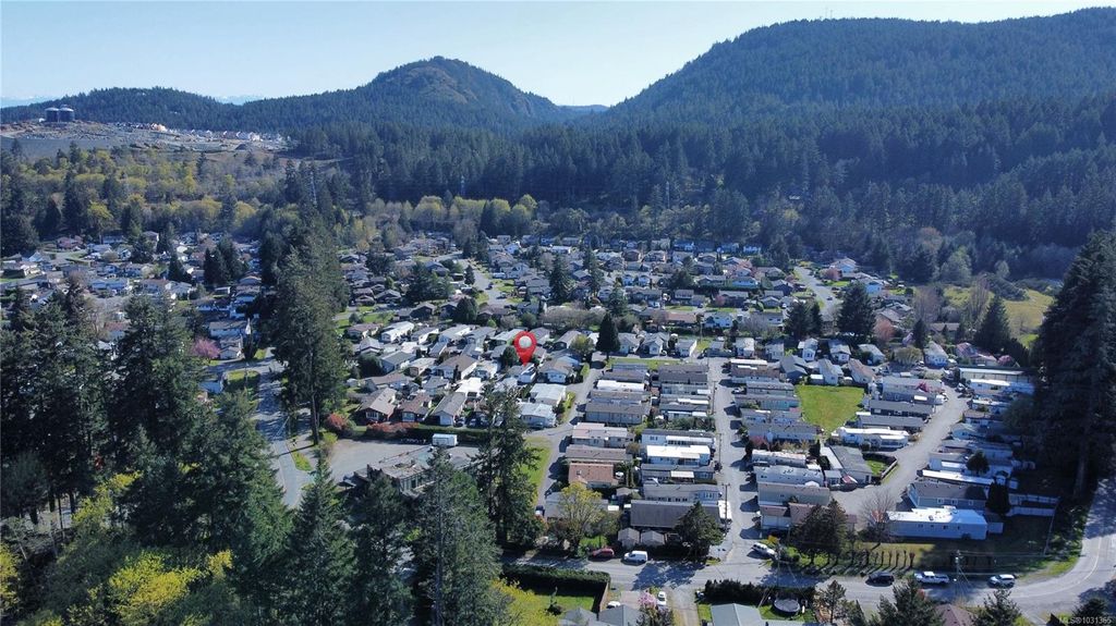 listing image 16048346729559635833