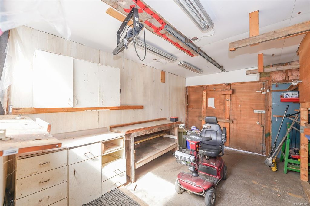 listing image 16048583290578548678