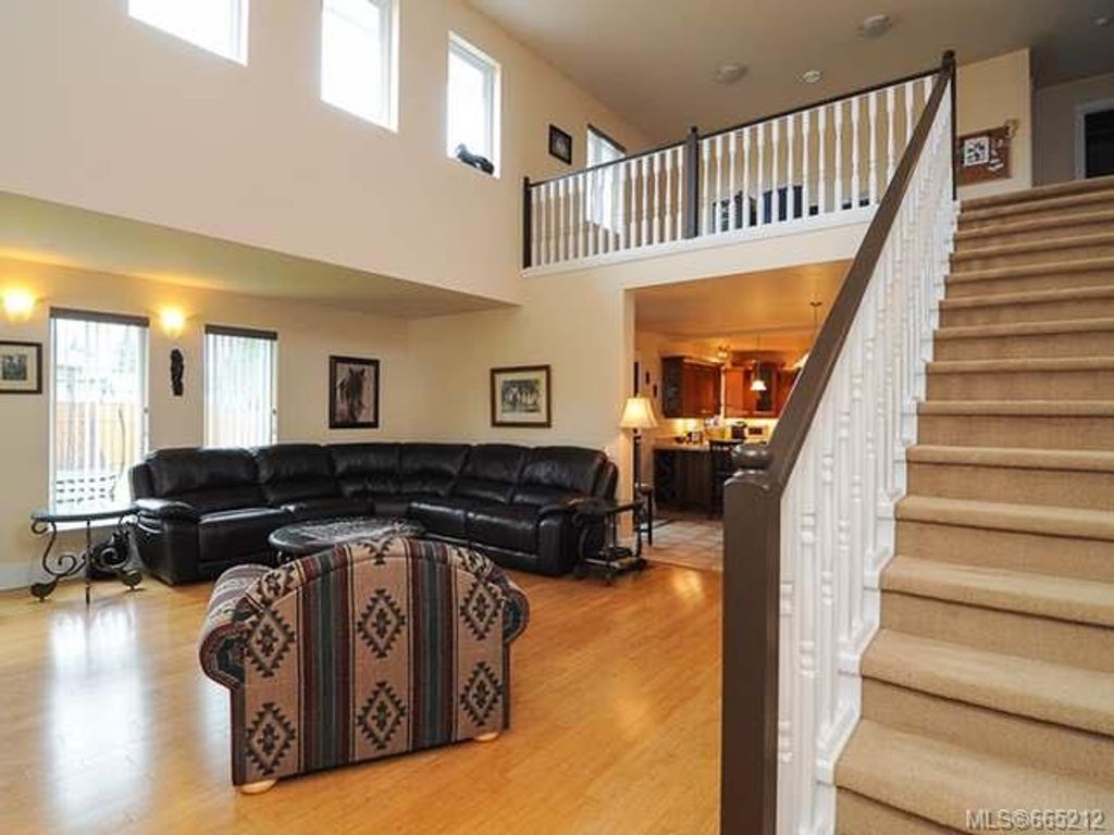 listing image 16045758571241731994