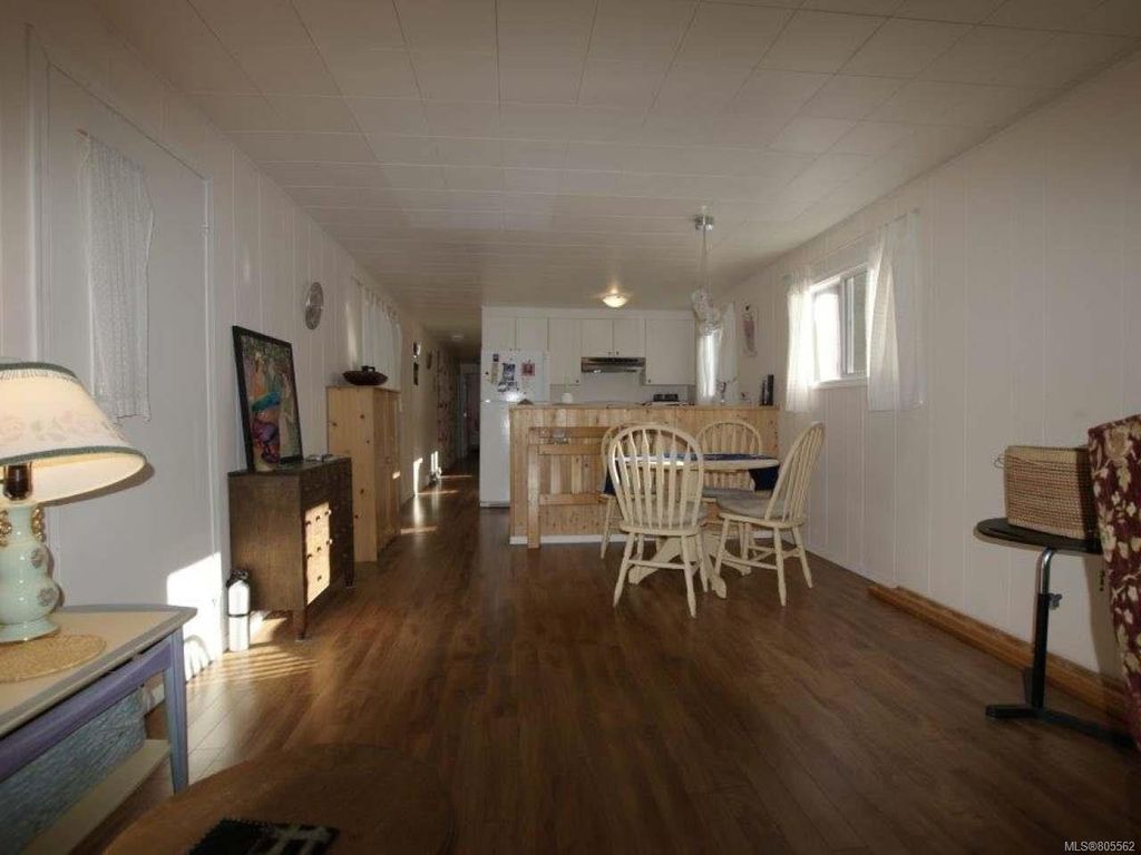 listing image 16041922152018975653