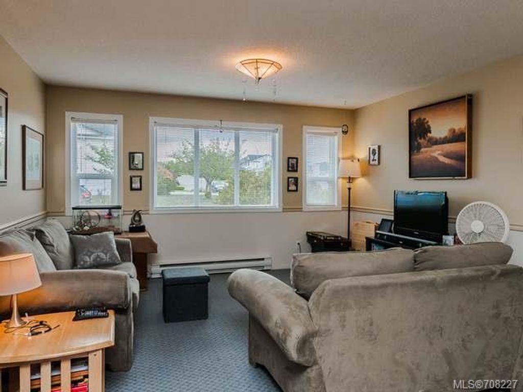 listing image 16047565601210273542
