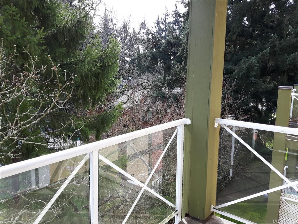 listing image 16048101722839785667