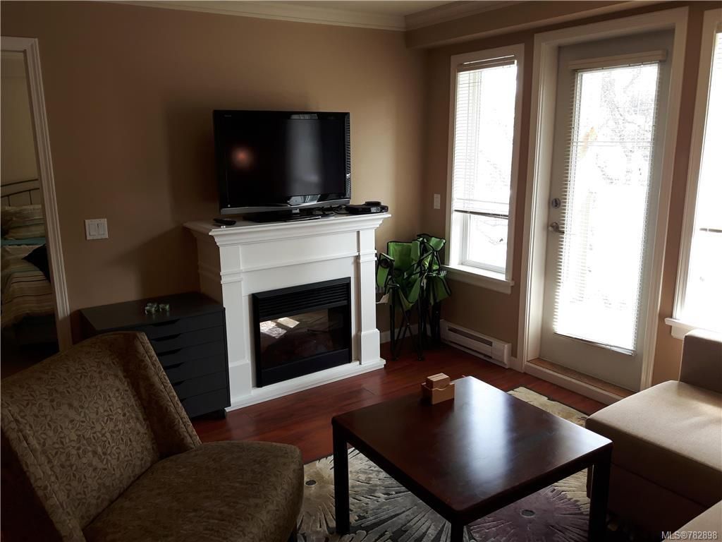 listing image 16046440458473527654