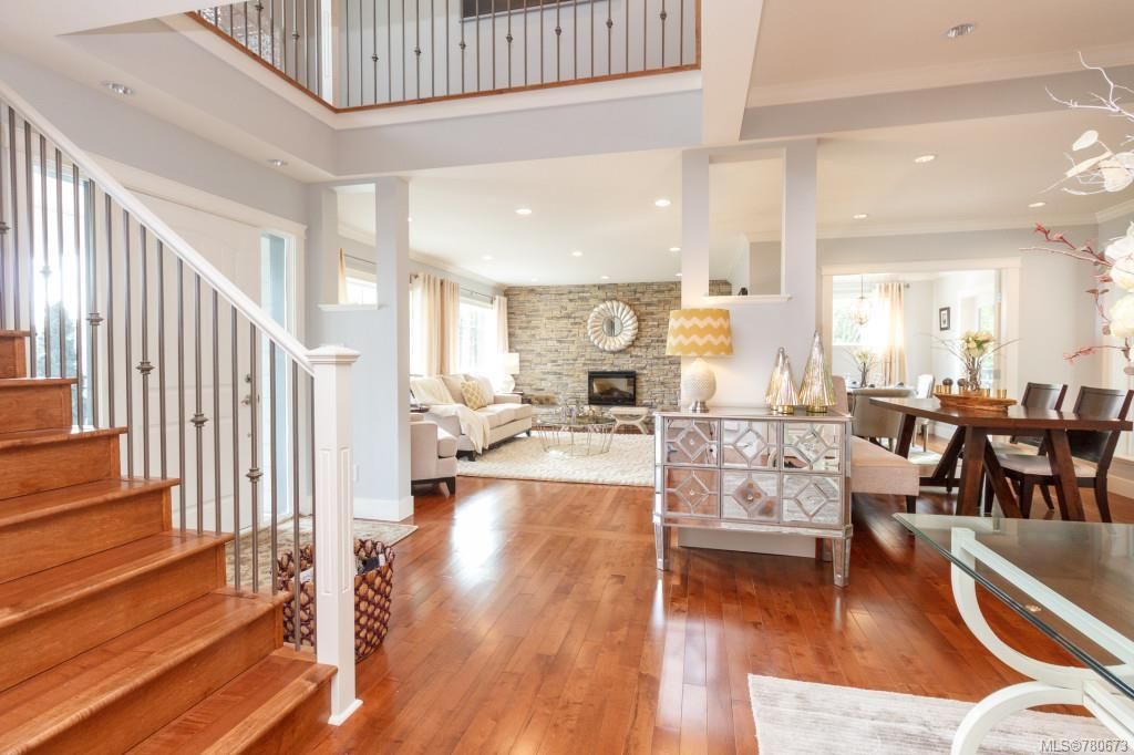 listing image 16048890820269100388