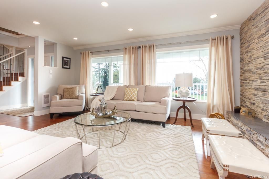 listing image 16046510450401769055
