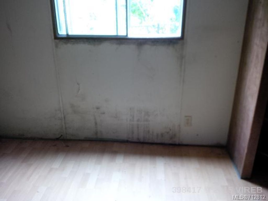 listing image 16044739221796064543