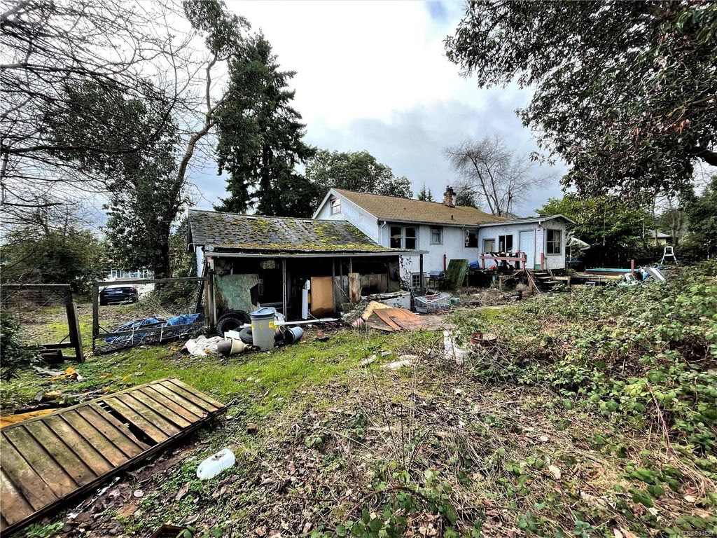 listing image 16041477643068