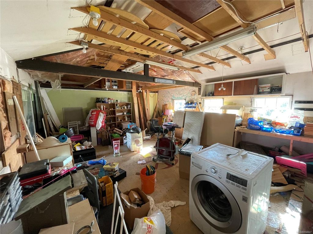 listing image 16041776416037