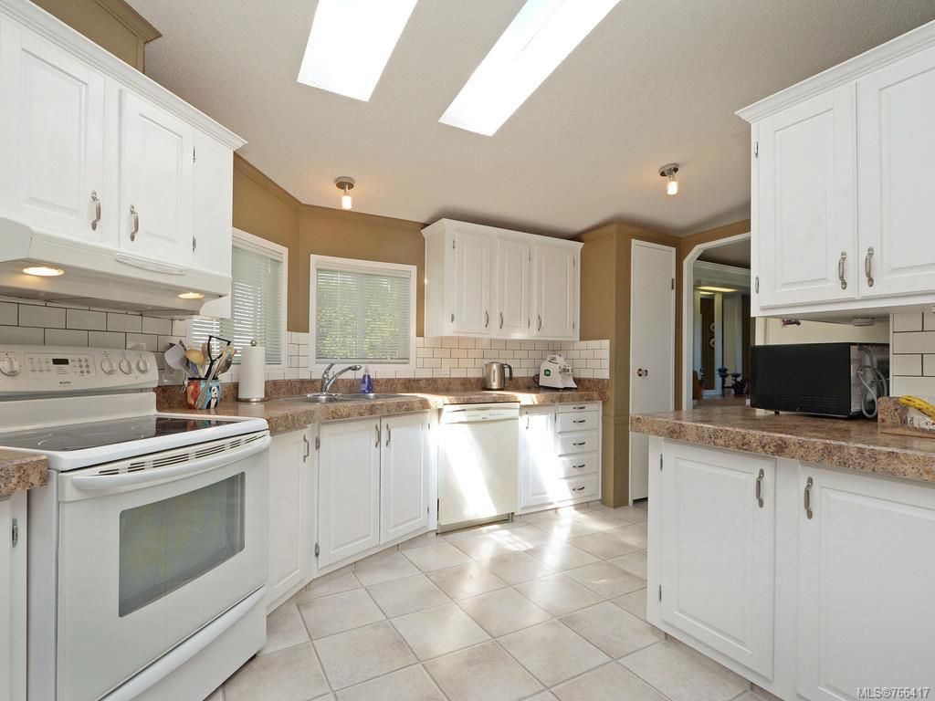 listing image 16047901072857519246