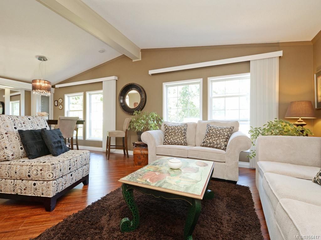 listing image 16047839397038528643