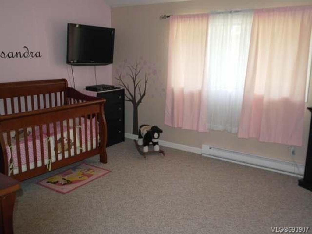 listing image 16041646470082049940