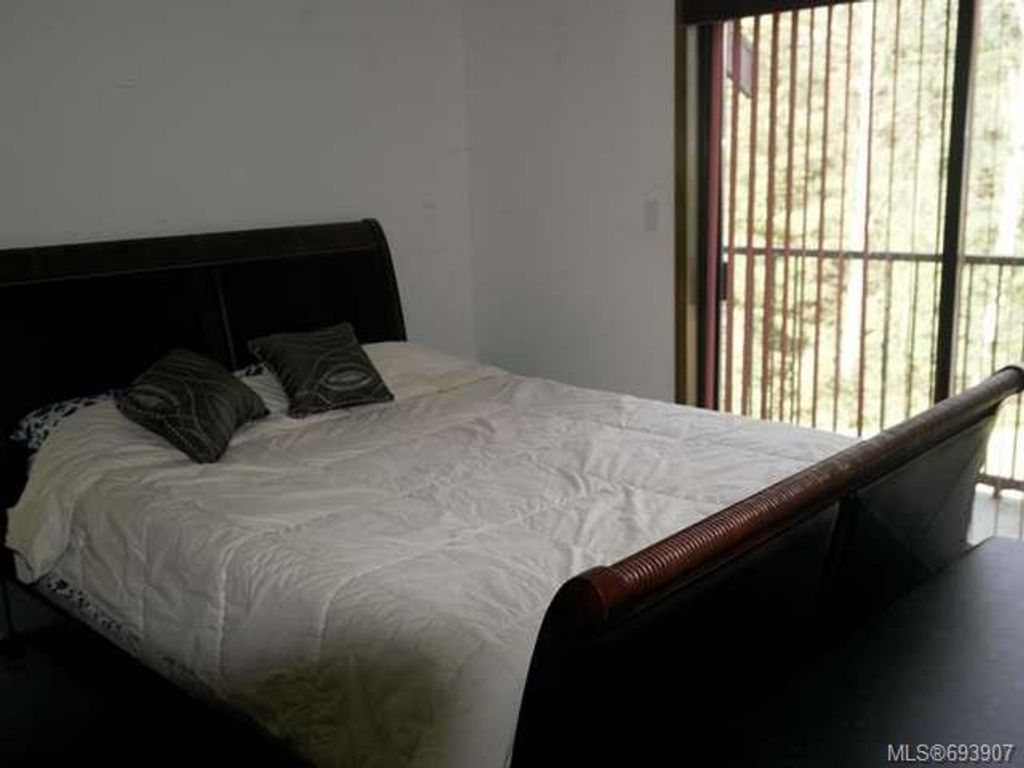 listing image 16044233044189698521