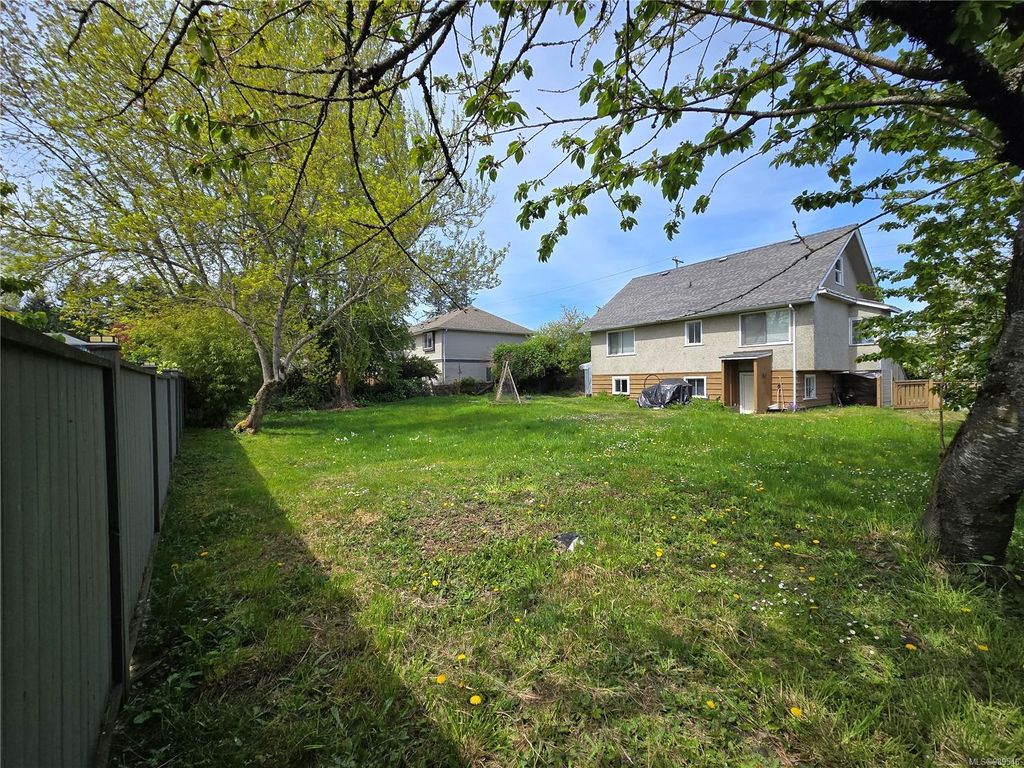 listing image 16046645225005088181