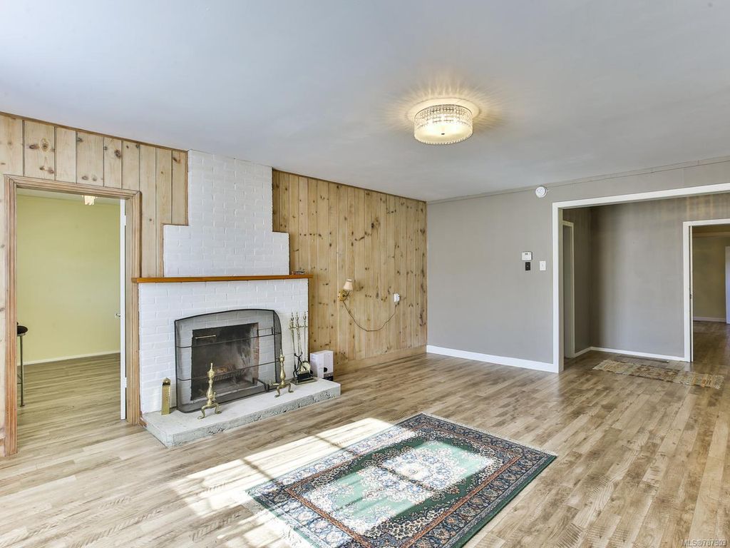 listing image 16043093766037503194