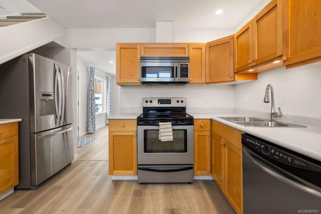 listing image 16043193089347955638
