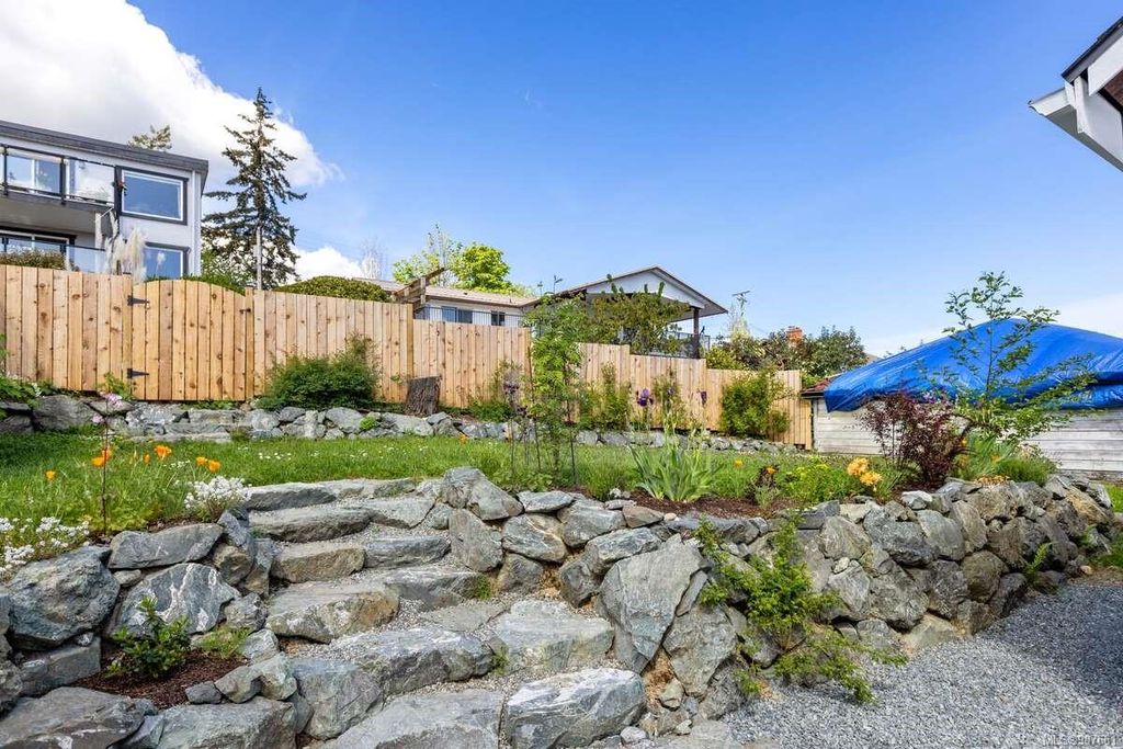 listing image 16046826703167906484