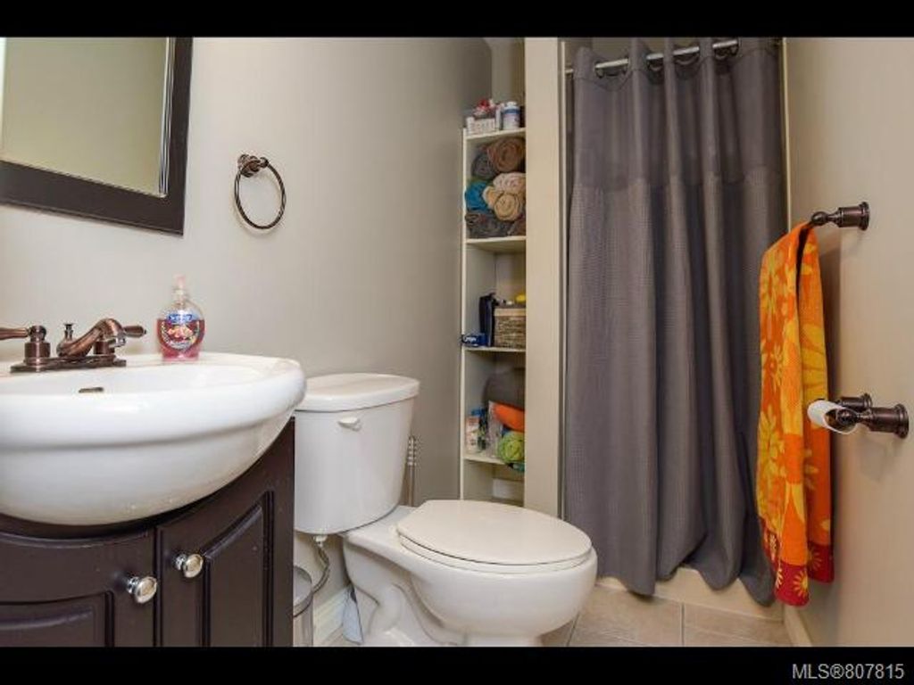 listing image 16049180469676831360