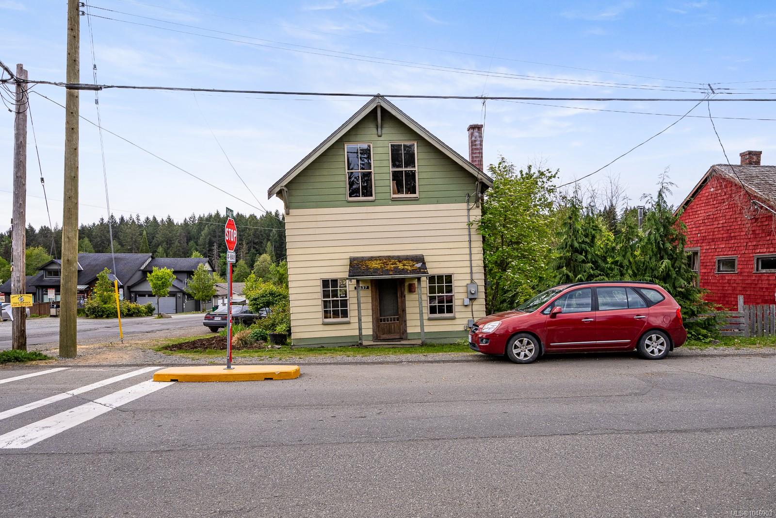 2637 Dunsmuir Ave