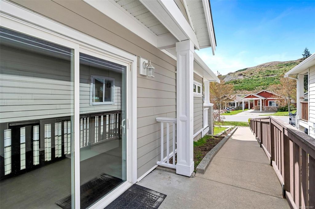 listing image 16042617705431068209