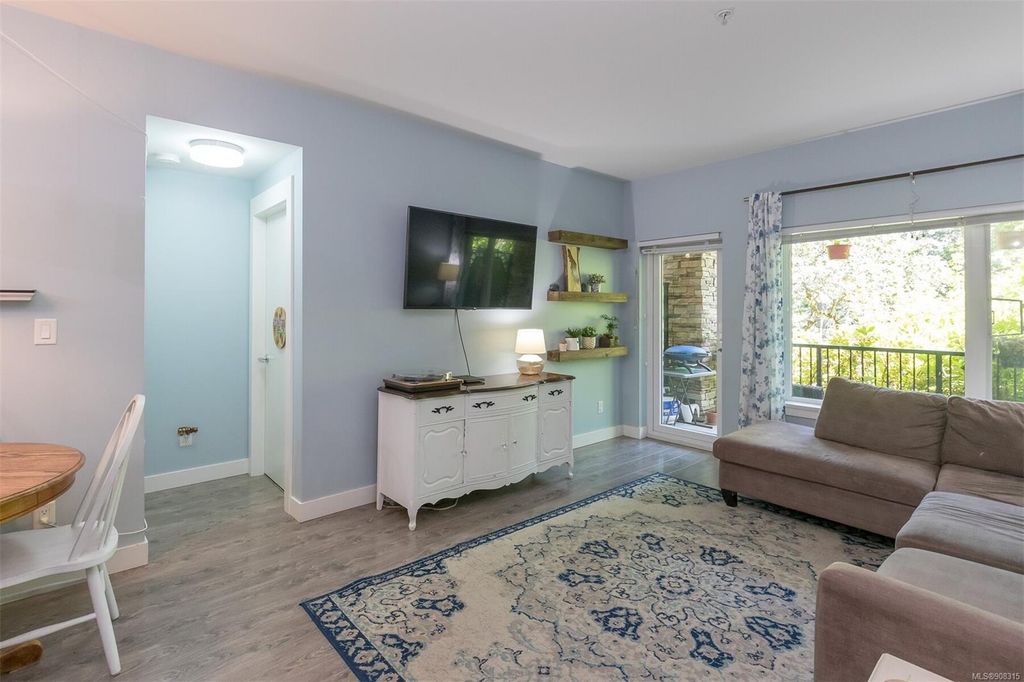 listing image 16041573530730