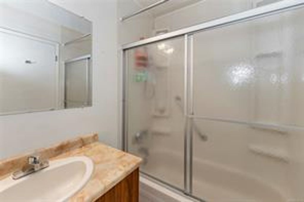 listing image 16041115155651