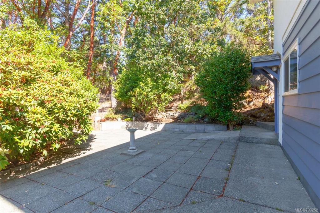listing image 16045747409597910784