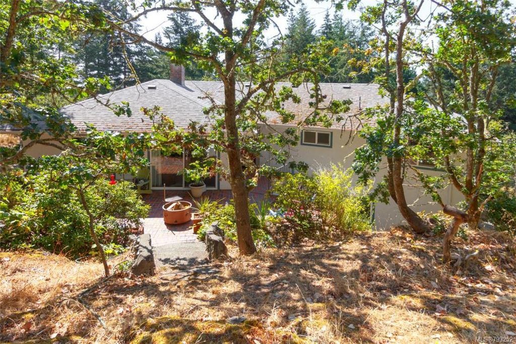listing image 16049936947403526055