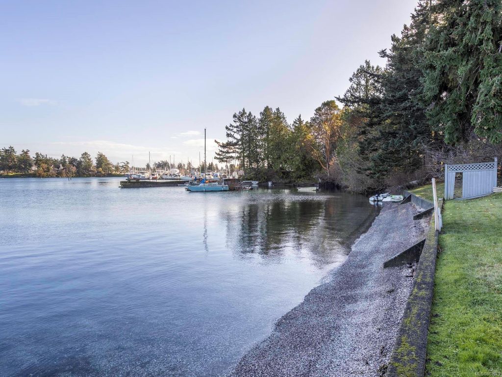 listing image 16047531967257750043