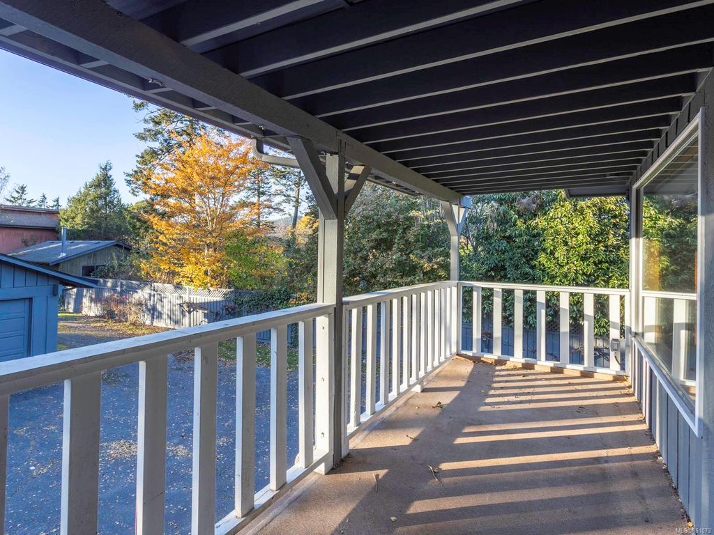 listing image 16045441880860065942