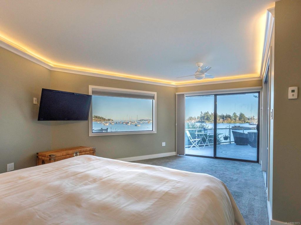 listing image 16040189185304075458